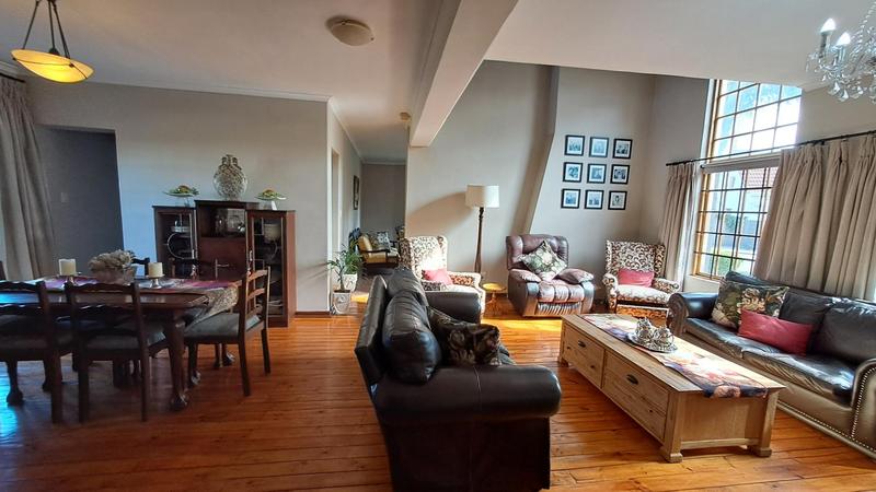 4 Bedroom Property for Sale in Albertinia Western Cape